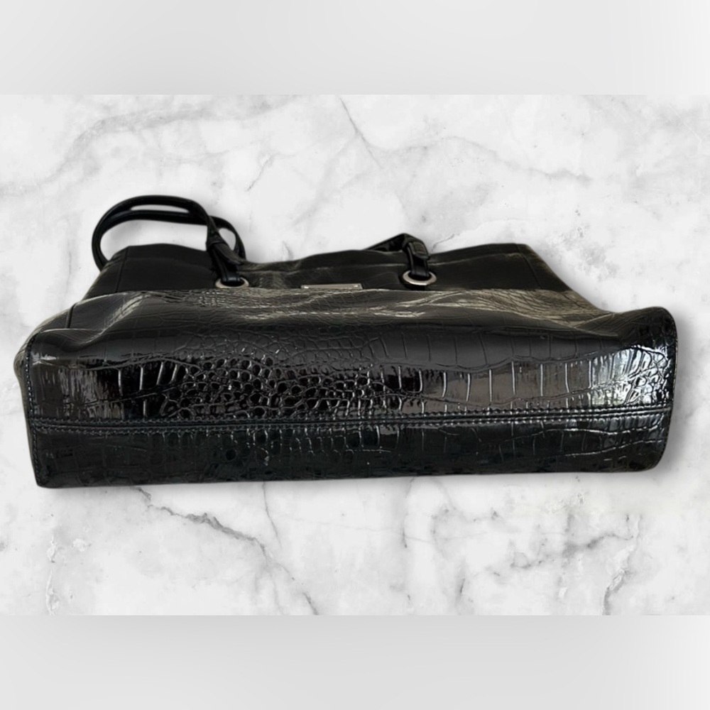 Nine West Black Patent Embossed Alligator Faux Leather Bag/Tote/Satchel - Picture 5 of 13